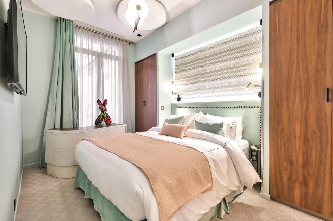 Hotel 33 Marbeuf Paryż Zewnętrze zdjęcie