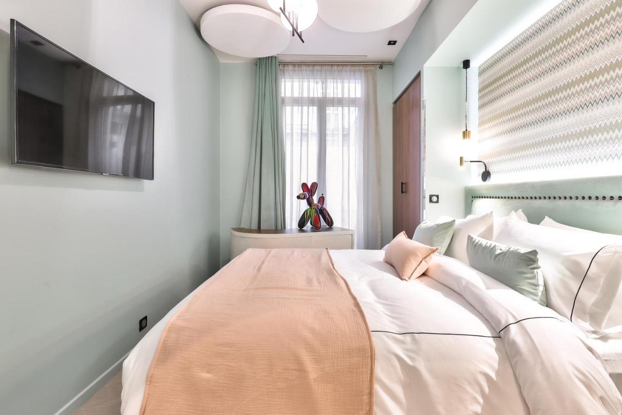 Hotel 33 Marbeuf Paryż Zewnętrze zdjęcie