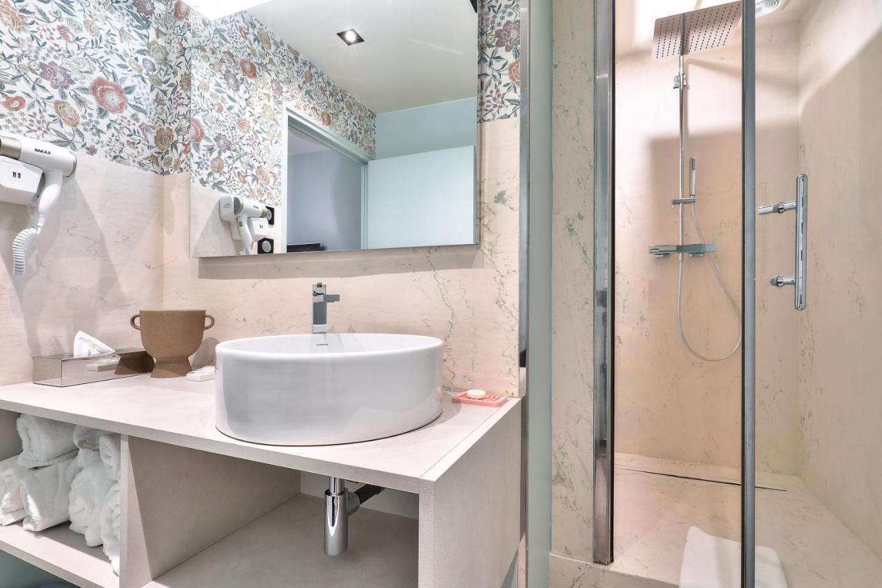 Hotel 33 Marbeuf Paryż Zewnętrze zdjęcie