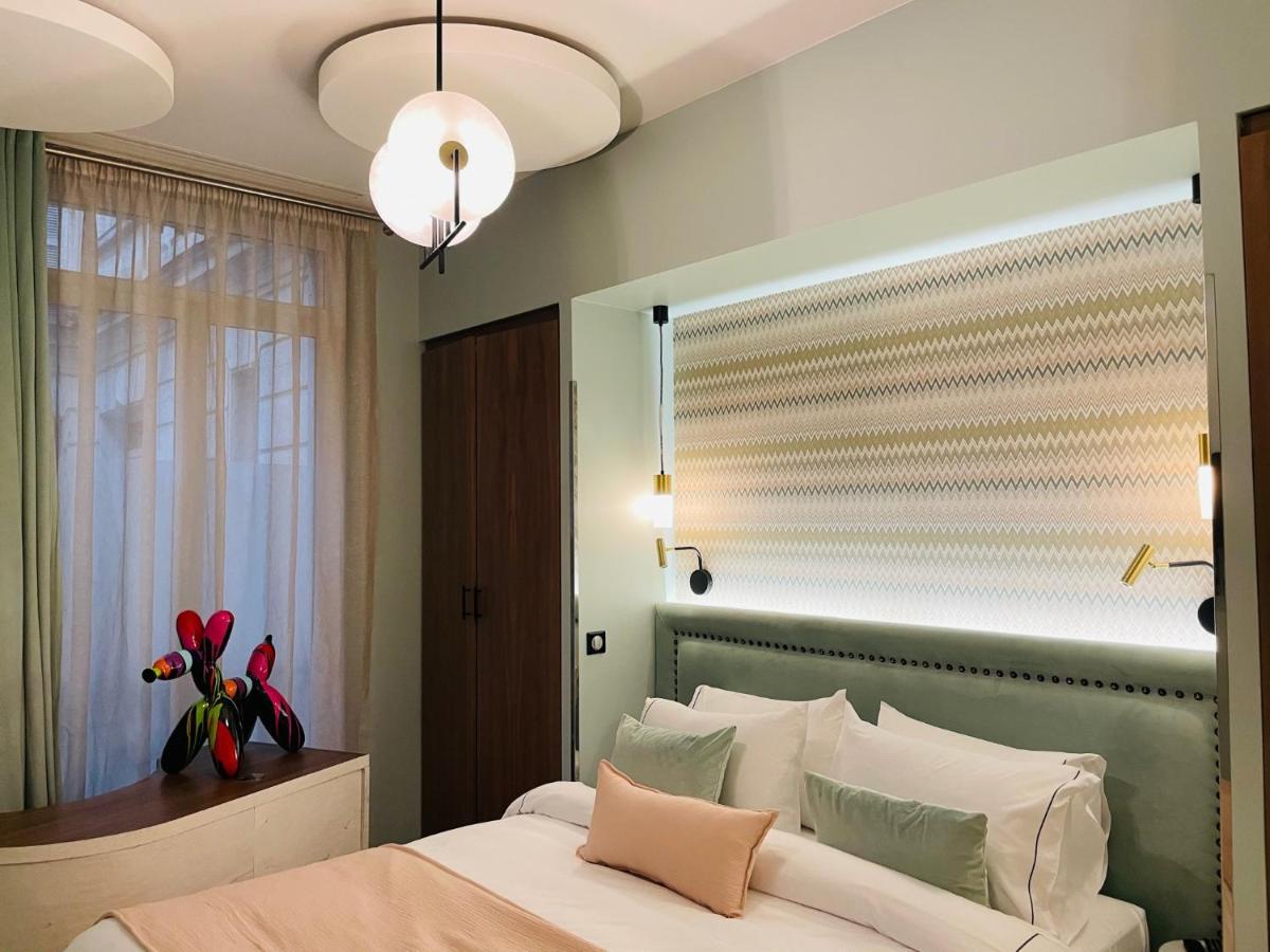 Hotel 33 Marbeuf Paryż Zewnętrze zdjęcie