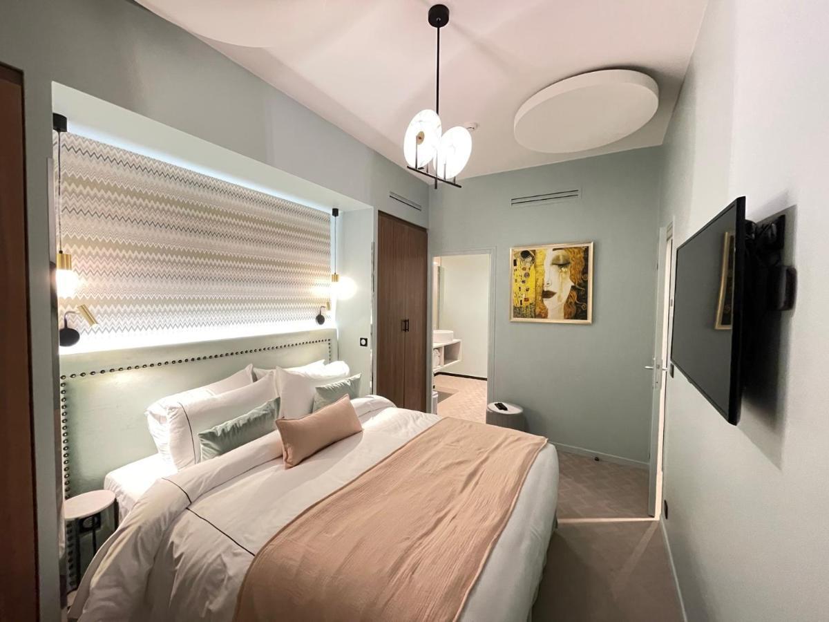 Hotel 33 Marbeuf Paryż Zewnętrze zdjęcie