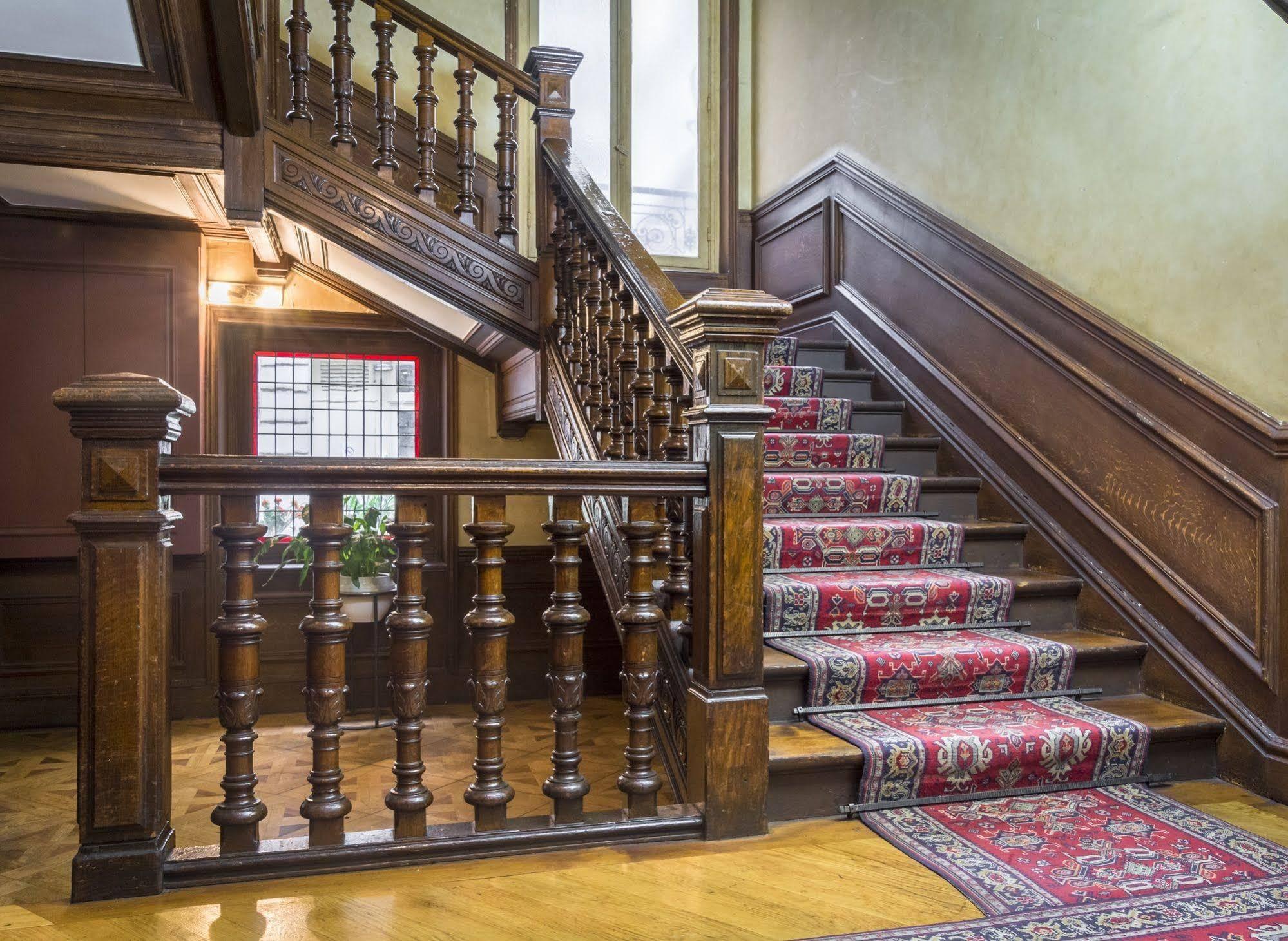 Hotel 33 Marbeuf Paryż Zewnętrze zdjęcie