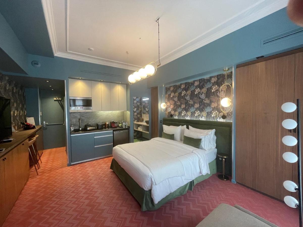 Hotel 33 Marbeuf Paryż Zewnętrze zdjęcie